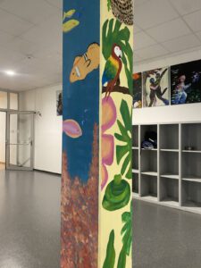 Bunte Farben, kreative Ideen – Unsere Schule wird bunter !